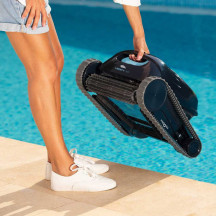 Robot piscine sans fil Dolphin Liberty 200 avec charge inductive