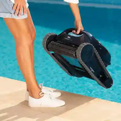 Robot piscine sans fil Dolphin Liberty 200 avec charge inductive