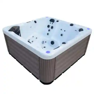 Spa 5 places Lanzarote avec 2 places allongées et 3 sièges