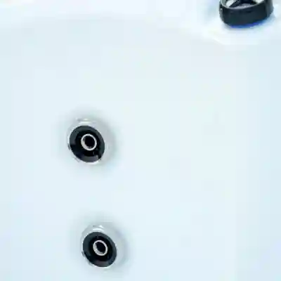 Spa 5 places Lanzarote avec 2 places allongées et 3 sièges