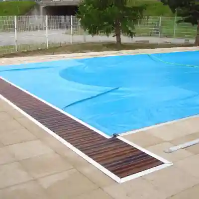 Couverture de piscine automatique WaluLock Under - Conforme NF P90-38