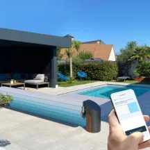 Volet de piscine solaire Open Solar D.Sign Abriblue