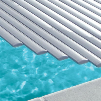 Devis gratuit pour un volet roulant de piscine