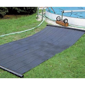 Chauffage solaire souple Astralpool pour piscine (installation sur pelouse)