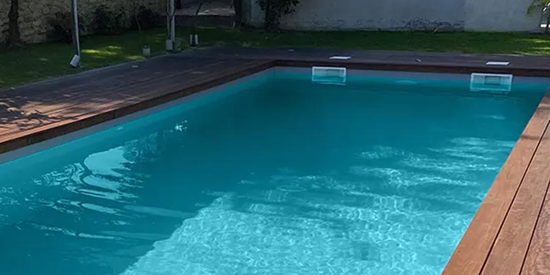 Comment retrouver une eau claire dans sa piscine en 24h ?