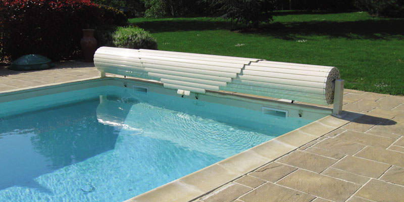 Quelle Couverture Choisir pour sa Piscine ?