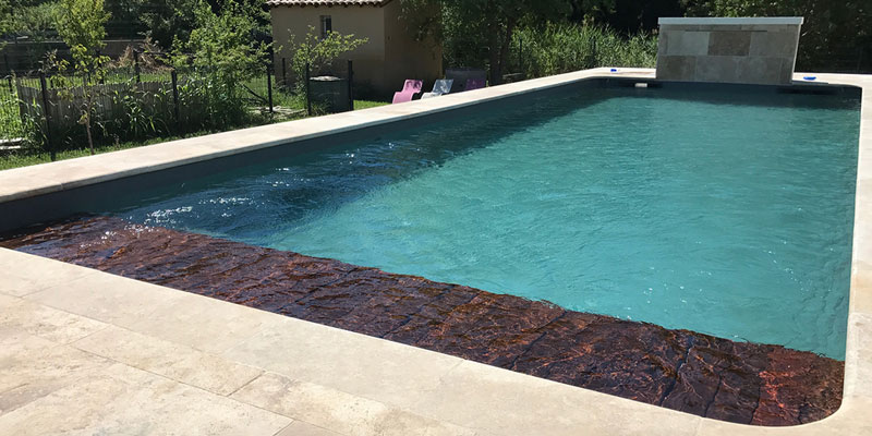 Pourquoi choisir un volet roulant de piscine ?